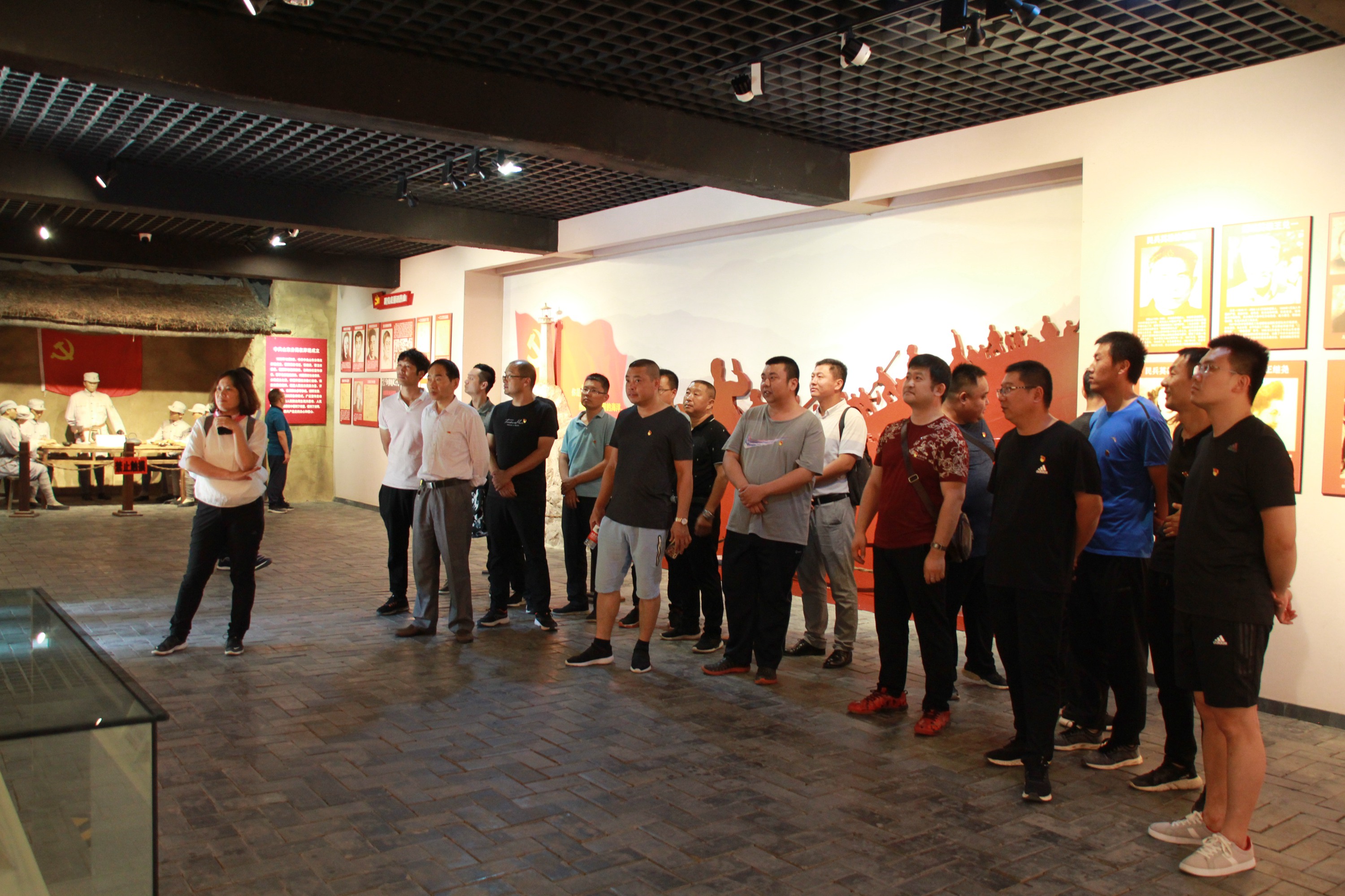 鍏氬憳瀛︿範(fàn)111.jpg 鍏氬憳瀛︿範(fàn)111.jpg